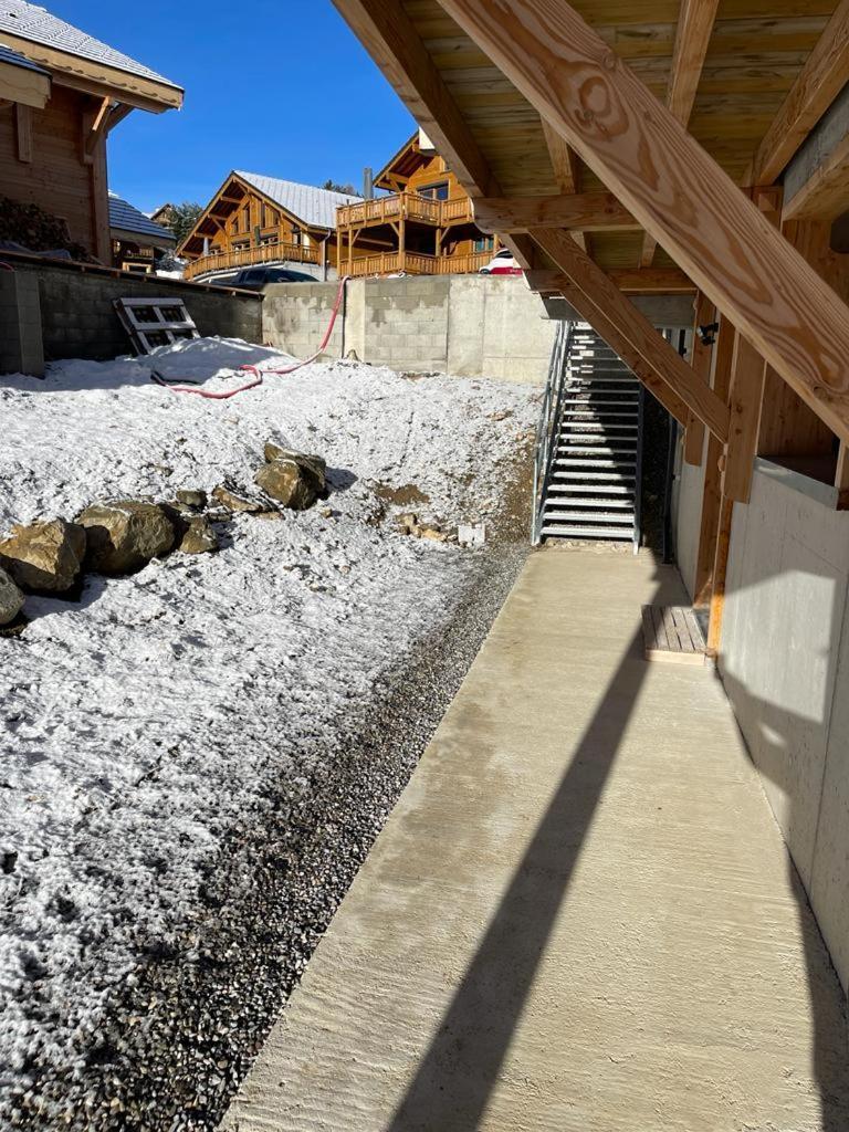 Appartement Lumineux Neuf Dans Bas De Chalet Le Douglas La Joue du Loup Zewnętrze zdjęcie